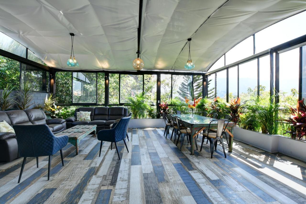 بيت شباب International House Co-Living ميديلين المظهر الخارجي الصورة