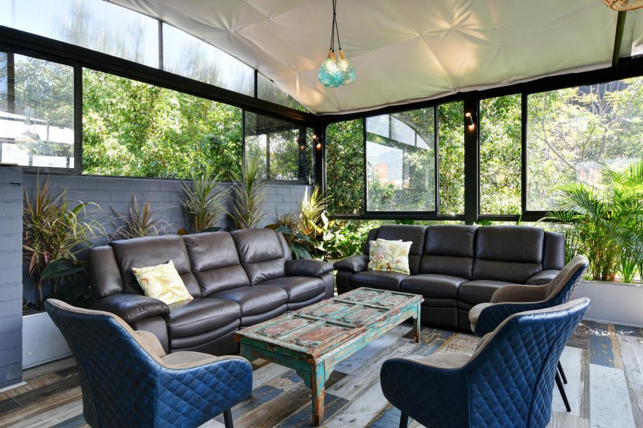 بيت شباب International House Co-Living ميديلين المظهر الخارجي الصورة