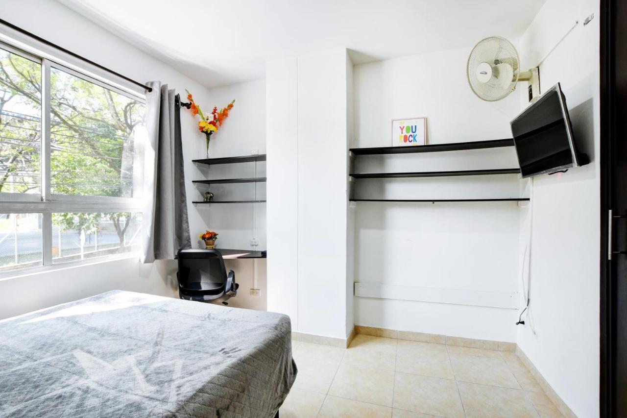 بيت شباب International House Co-Living ميديلين المظهر الخارجي الصورة
